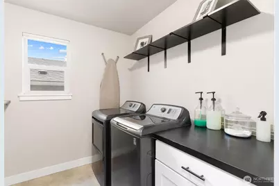 8218 37th Place NE, Marysville, WA 98270 - Photo 35