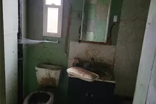 1111 NE 80th St, Seattle, WA 98115 - Photo 27