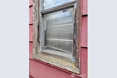 1111 NE 80th Street, Seattle, WA 98115 - Photo 7