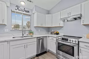 1206 31st St NE, Auburn, WA 98002 - Photo 13