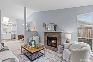 1206 31st St NE, Auburn, WA 98002 - Photo 5