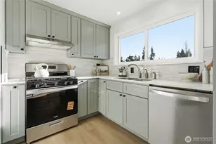 7475 NE 146th St, Kenmore, WA 98028 - Photo 11