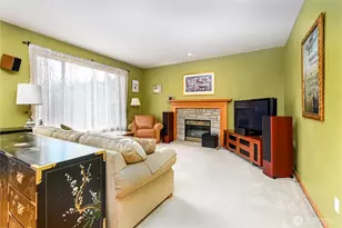 18323 10th Dr SE, Bothell, WA 98012 - Photo 5