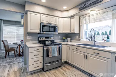 5490 Park Place Loop SE, Lacey, WA 98503 - Photo 9