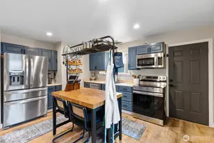 951 SE Dock St, Oak Harbor, WA 98277 - Photo 9