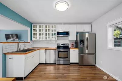 8411 48th Avenue S, Seattle, WA 98118 - Photo 7
