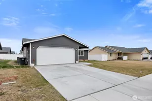 1314 W Polo Ridge Dr, Moses Lake, WA 98837 - Photo 3