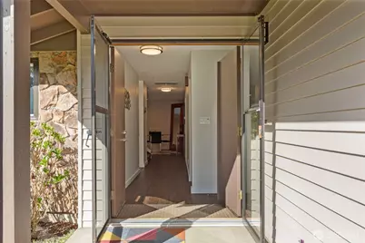 24827 13th Avenue S, Des Moines, WA 98198 - Photo 3