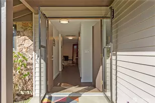 24827 13th Ave S, Des Moines, WA 98198 - Photo 3