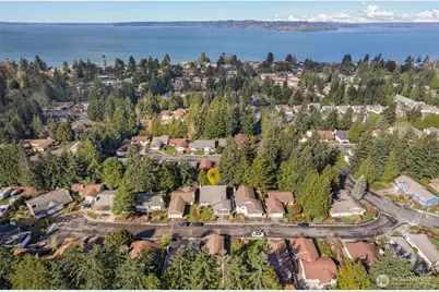 24827 13th Avenue S, Des Moines, WA 98198 - Photo 35