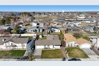 519 S Pommer Ave, Moses Lake, WA 98837 - Photo 33