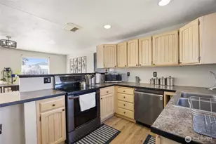 519 S Pommer Ave, Moses Lake, WA 98837 - Photo 9