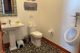 19253 E State Route 106, Belfair, WA 98528 - Photo 17