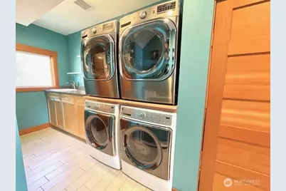 19253 E State Route 106, Belfair, WA 98528 - Photo 11