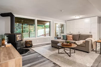 19321 Kenlake Place NE, Kenmore, WA 98028 - Photo 21