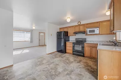 27203 Church Creek Loop NW, Stanwood, WA 98292 - Photo 7