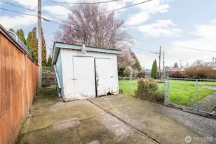 359 Douglas St, Longview, WA 98632 - Photo 29