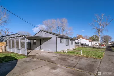 1820 W Lakeside Drive, Moses Lake, WA 98837 - Photo 3