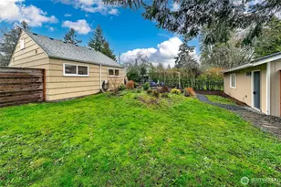 2303 N 193rd St, Shoreline, WA 98133 - Photo 23