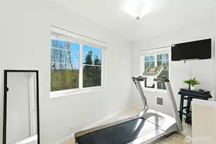 10175 156th Ct NE, Redmond, WA 98052 - Photo 13