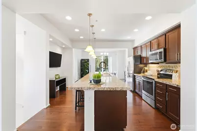 10175 156th Court NE #105, Redmond, WA 98052 - Photo 17