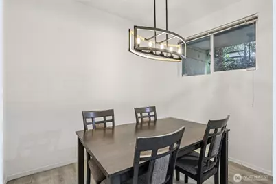 23760 SE 52nd Lane #14-1, Issaquah, WA 98029 - Photo 5