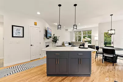 6731 161st Avenue SE #B, Bellevue, WA 98006 - Photo 15