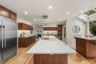 22720 NE 46th St, Redmond, WA 98053 - Photo 9