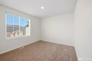 11948 64th St E, Puyallup, WA 98372 - Photo 25