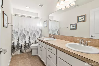 18001 131st Street E, Bonney Lake, WA 98391 - Photo 23