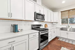 18001 131st St E, Bonney Lake, WA 98391 - Photo 19