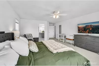 266 Camas Avenue SE, Renton, WA 98056 - Photo 9