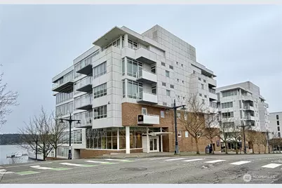 390 Washington Avenue, Bremerton, WA 98337 - Photo 1