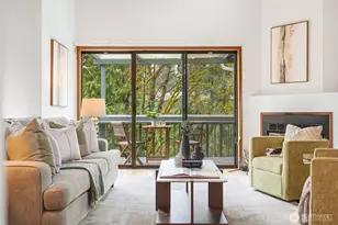 2545 NE 95th St, Seattle, WA 98115 - Photo 9