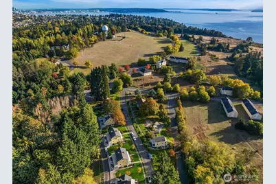 4422 Montana Circle W, Seattle, WA 98199 - Photo 25