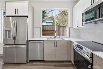 3324 35th Avenue S #A, Seattle, WA 98144 - Photo 9