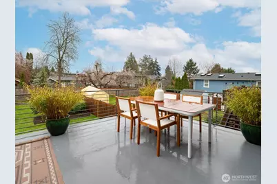 11419 NE 90th Street, Kirkland, WA 98033 - Photo 11