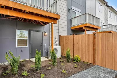 15613 Admiralty Way #B5, Lynnwood, WA 98087 - Photo 23