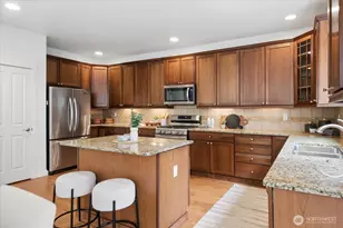 8805 81st Dr NE, Marysville, WA 98270 - Photo 13