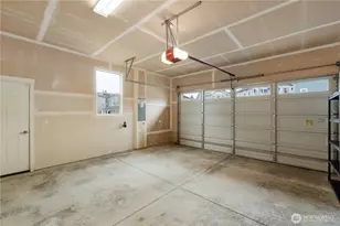 916 SW 341st St, Federal Way, WA 98023 - Photo 33