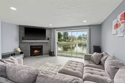 5736 S 238th Court #E4, Kent, WA 98032 - Photo 7