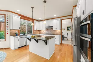 18725 35th Drive SE, Bothell, WA 98012 - Photo 11