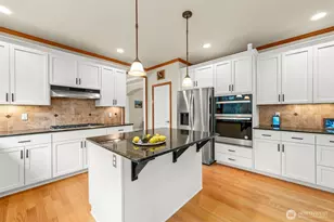 18725 35th Drive SE, Bothell, WA 98012 - Photo 11