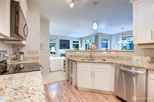 538 241st Ln SE, Sammamish, WA 98074 - Photo 15