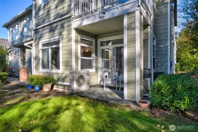 538 241st Lane SE, Sammamish, WA 98074 - Photo 25