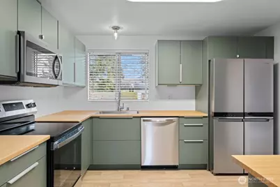 4003 229th Place SW, Mountlake Terrace, WA 98043 - Photo 13