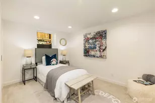 828 NE 95th St, Seattle, WA 98115 - Photo 15