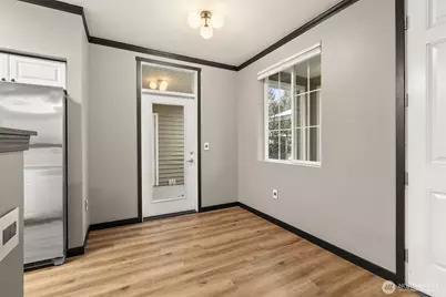 10015 186th Place E #111, Puyallup, WA 98375 - Photo 7