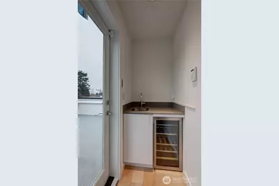 3931 California Avenue SW, Seattle, WA 94116 - Photo 21