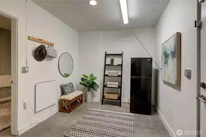 3931 California Avenue SW, Seattle, WA 94116 - Photo 7